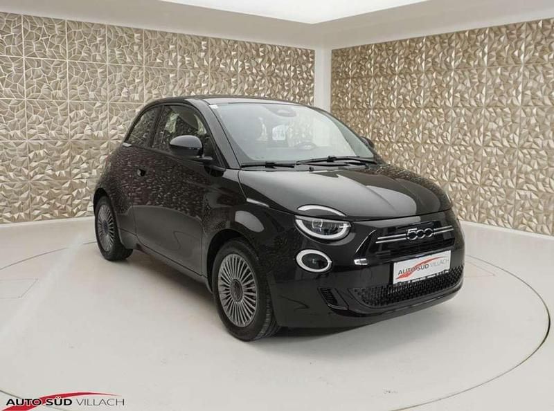 Neu Fiat 500 65 PS (47 kW) 2025 Schwarz Limousine