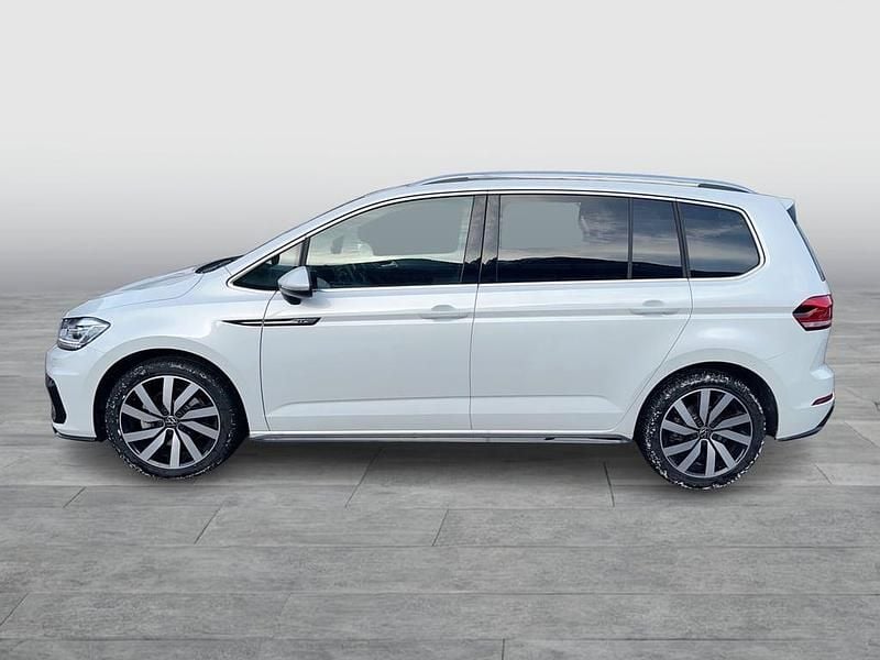 Gebraucht VW Touran R-line 150 PS (110 kW) 2025 Weiss  metallicperleffekt Van / Kleinbus