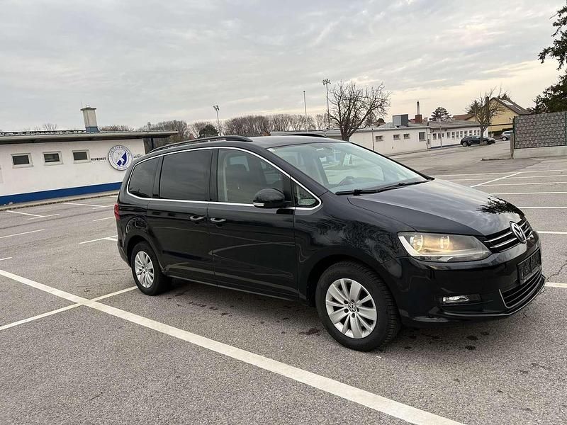 Gebraucht VW Sharan Comfortline 140 PS (102 kW) 2014 Van / Kleinbus