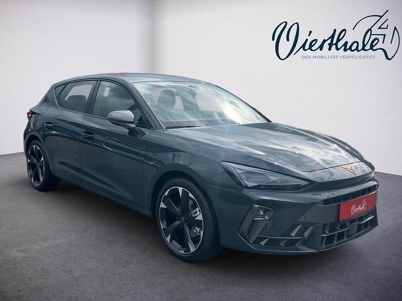 Gebraucht Cupra Leon 150 PS (110 kW) 2025 Dunkelblau  normal