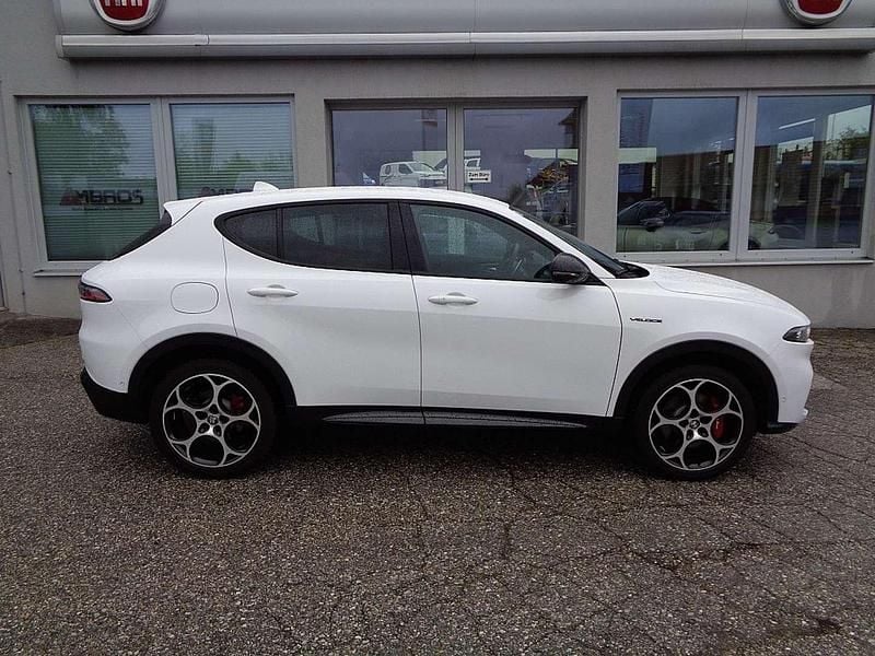 Gebraucht Alfa Romeo Tonale Veloce 180 PS (132 kW) 2023 Weiß SUV