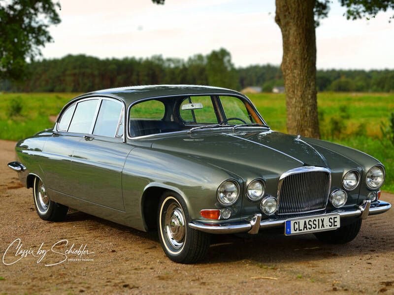Grau Gebraucht 1962 Jaguar MK X Limousine | € 39.000 - Bild 1/4