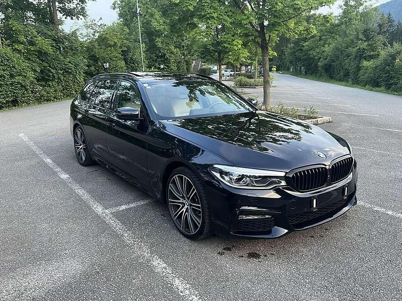 Gebraucht BMW 530 265 PS (194 kW) 2017 Schwarz Kombi