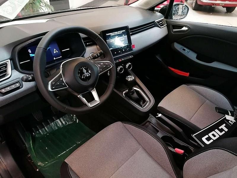 Neu Mitsubishi Colt Invite 67 PS (49 kW) 2025 Grau Limousine