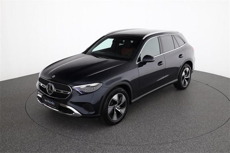 Gebraucht Mercedes GLC220 Avantgarde 197 PS (144 kW) 2024 SUV