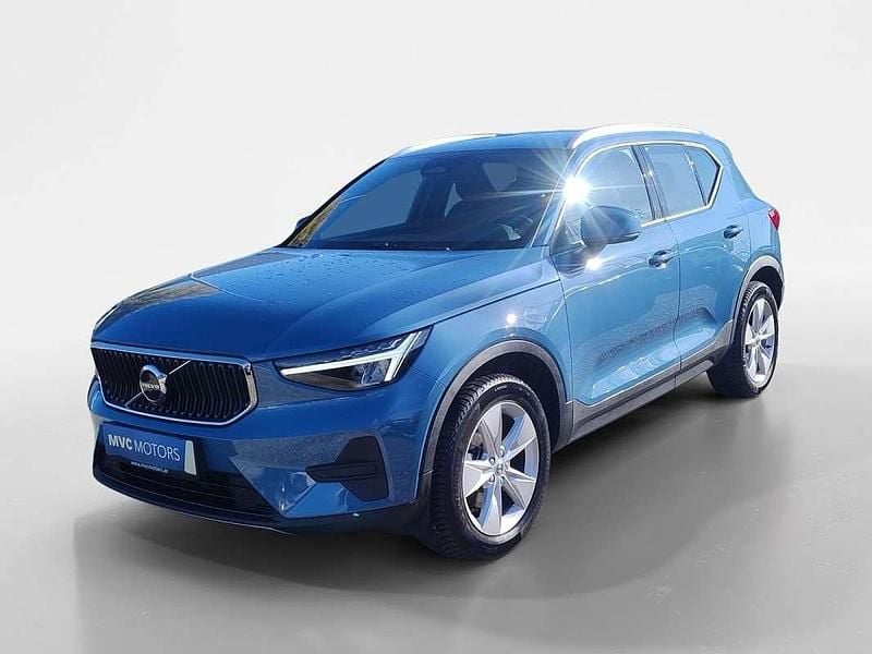 Blau Gebraucht 2023 Volvo XC40 Core SUV | € 30.990 (Superpreis) - Bild 1/4