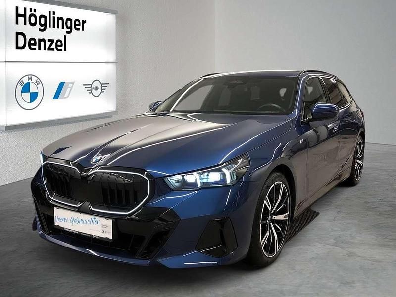 Blau Gebraucht 2024 BMW 520 Efficient Dynamics Kombi | € 64.990 (Fairer Preis) - Bild 1/4