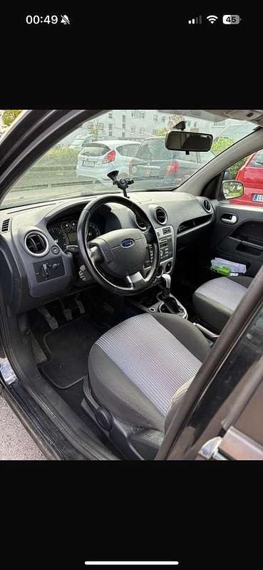 Gebraucht Ford Fusion Ambiente 68 PS (50 kW) 2008 Schwarz Limousine