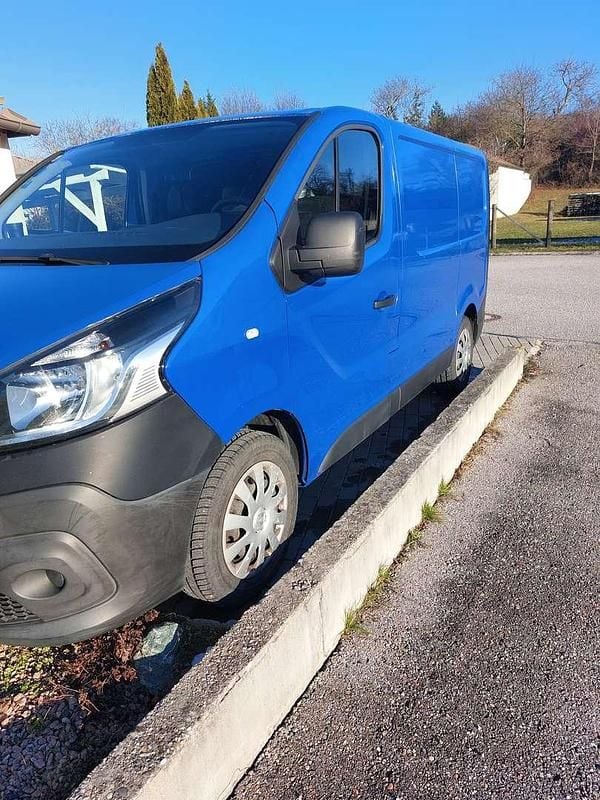 Gebraucht Renault Trafic Expression 90 PS (66 kW) 2014 Blau Van / Kleinbus