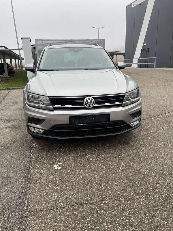 Gebraucht 2017 VW Tiguan Comfortline SUV | € 19.500 (Etwas zu teuer) - Bild 1/4
