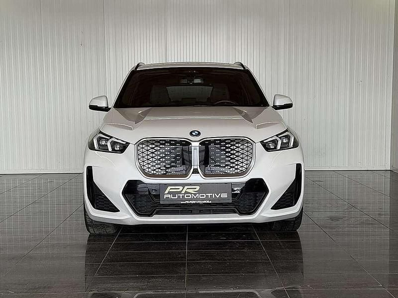 Gebraucht BMW iX1 M Sport 230 kW (313 PS) 2024 Weiß SUV