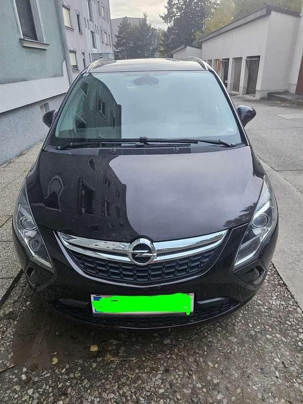 Braun Gebraucht 2013 Opel Zafira Tourer Sport Van / Kleinbus | € 6.000 (Fairer Preis) - Bild 1/4