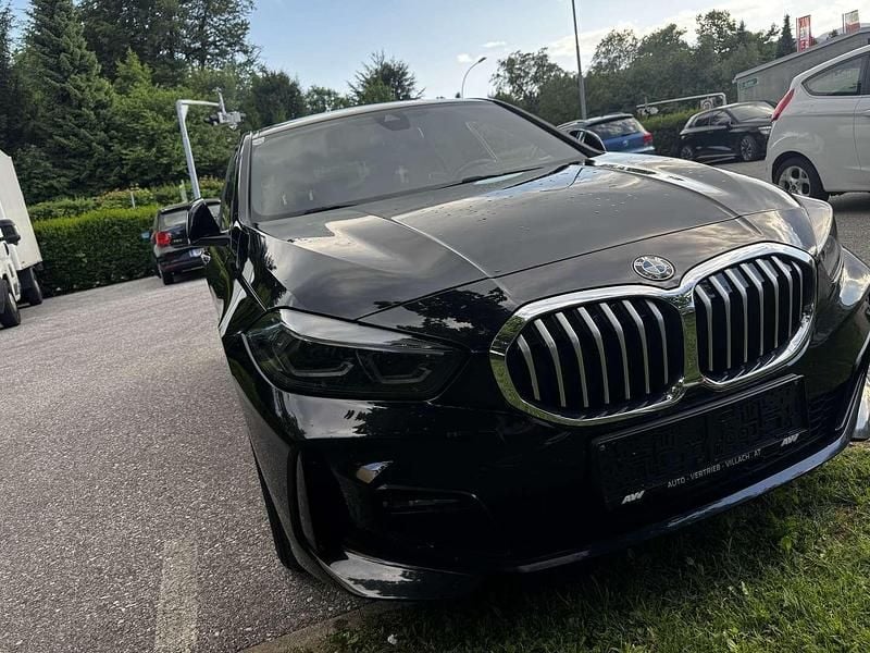 Schwarz Gebraucht 2021 BMW 116 M Sport Kleinwagen | € 19.250 (Guter Preis) - Bild 1/4