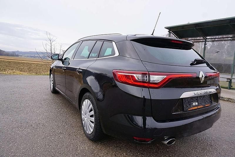 Gebraucht Renault Mégane GrandTour Intens 101 PS (74 kW) 2018 Schwarz Kombi