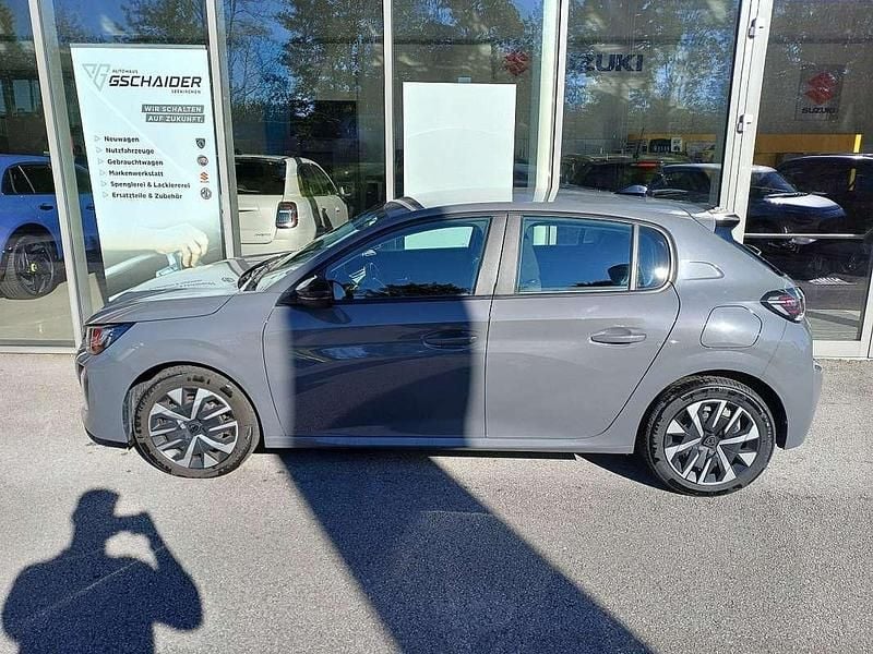 Gebraucht Peugeot 208 Active 101 PS (74 kW) 2024 Grau Kleinwagen