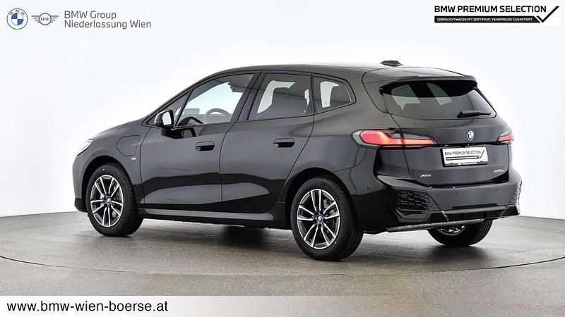 Gebraucht BMW 225 Active Tourer Efficient Dynamics 245 PS (180 kW) 2024 Schwarz Van / Kleinbus