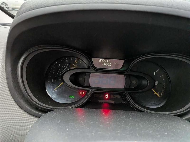 Gebraucht Renault Trafic 120 PS (88 kW) 2016 Weiß Van / Kleinbus