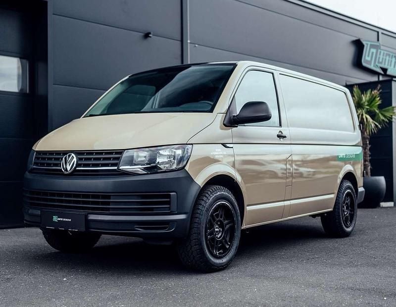 Gebraucht VW T6 Design 102 PS (75 kW) 2016 Van