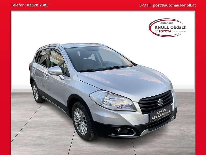 Silber Gebraucht 2014 Suzuki SX4 Limousine | € 9.990 - Bild 1/4