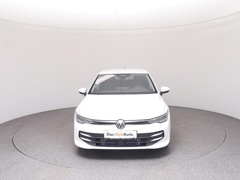 Neu VW Golf VIII 115 PS (84 kW) 2026 Weiss  normal