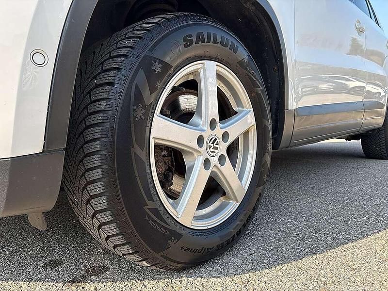 Gebraucht VW Tiguan 140 PS (102 kW) 2011 Weiß SUV