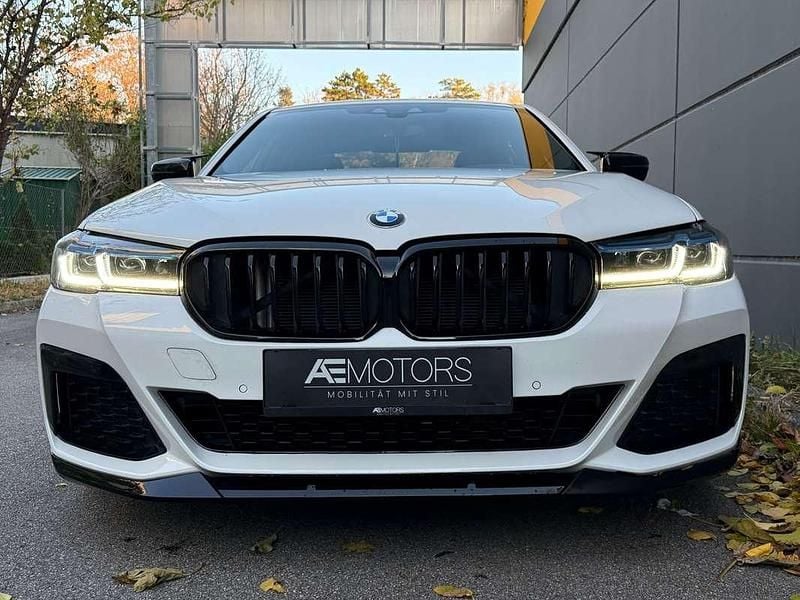 Gebraucht BMW 520 M Sport 190 PS (139 kW) 2018 Weiß Limousine