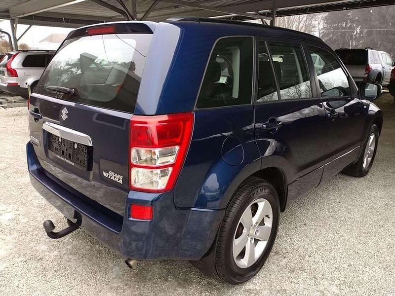 Gebraucht Suzuki Grand Vitara 129 PS (94 kW) 2010 Blau SUV
