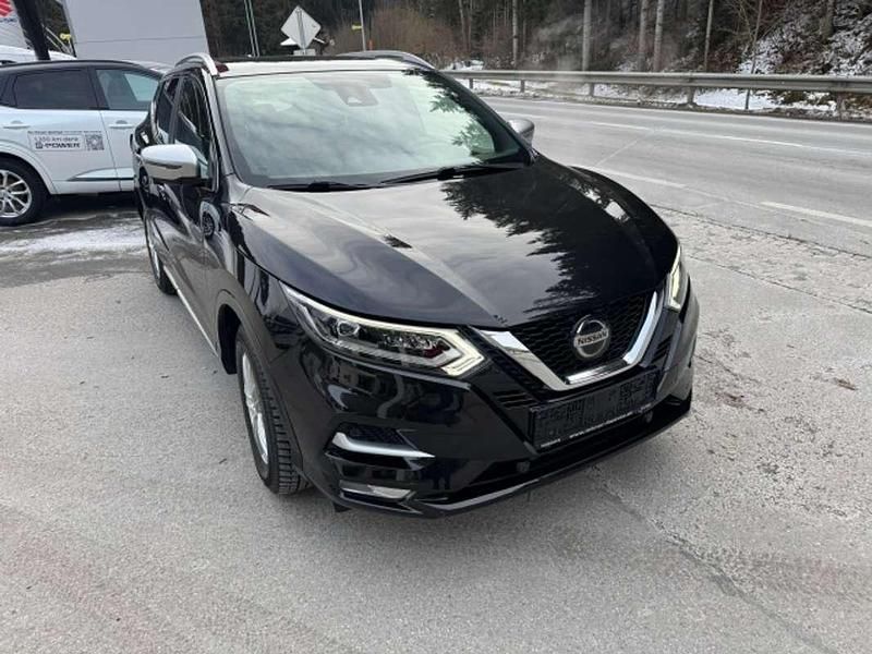 Gebraucht Nissan Qashqai N-Connecta 159 PS (116 kW) 2020 Schwarz SUV