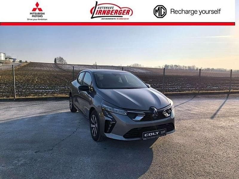 Neu Mitsubishi Colt Invite 91 PS (66 kW) 2025 Grau Kleinwagen