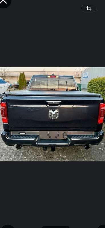 Gebraucht Dodge Ram 401 PS (294 kW) 2019 Blau Abholung