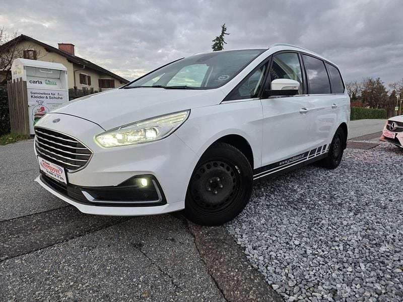Weiß Gebraucht 2020 Ford Galaxy Titanium Van / Kleinbus | € 8.999 (Guter Preis) - Bild 1/4