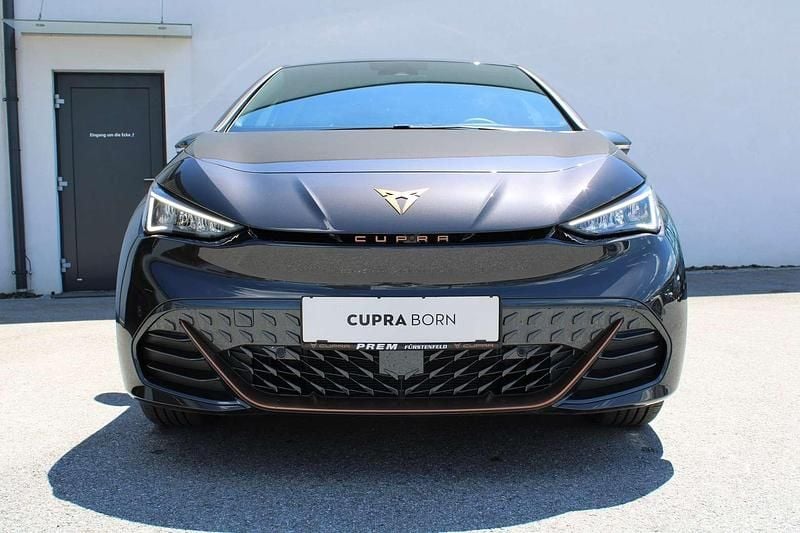 Grau Gebraucht 2024 Cupra Born e-Boost Kleinwagen | € 34.990 (Teuer) - Bild 1/4