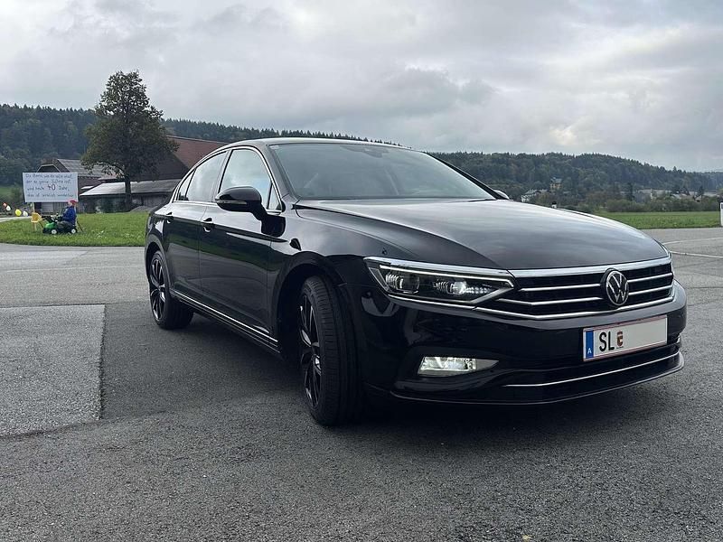 Gebraucht VW Passat 150 PS (110 kW) 2020 Limousine