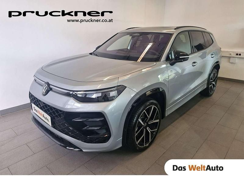 Silber metallic Gebraucht 2025 VW Tayron Sport SUV | € 59.777 (Fairer Preis) - Bild 1/4