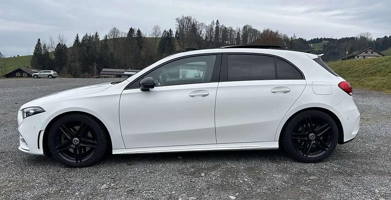 Gebraucht Mercedes A250 224 PS (164 kW) 2021 Weiß Limousine