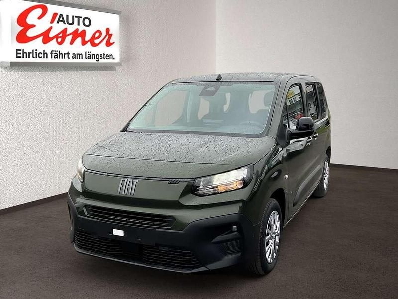 Neu Fiat Doblò 131 PS (96 kW) 2025 Grün Van / Kleinbus