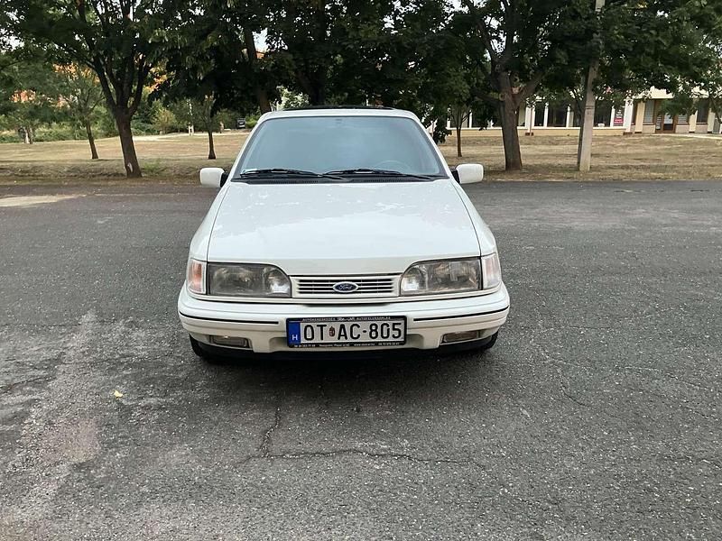 Gebraucht Ford Sierra 120 PS (88 kW) 1990 Weiß Limousine