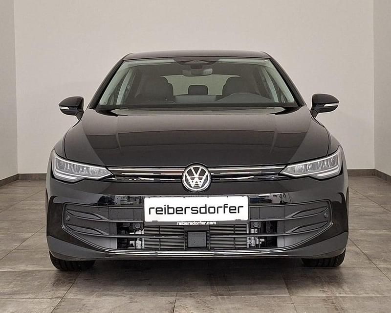 Neu VW Golf VIII 115 PS (84 kW) 2025 Schwarz  metallic