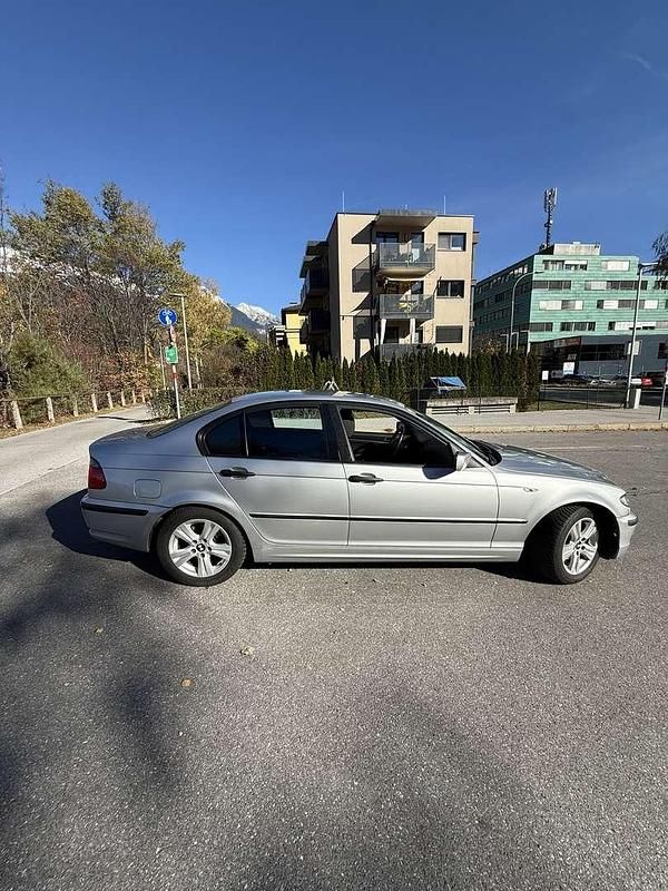 Gebraucht BMW 318 143 PS (105 kW) 2003 Limousine