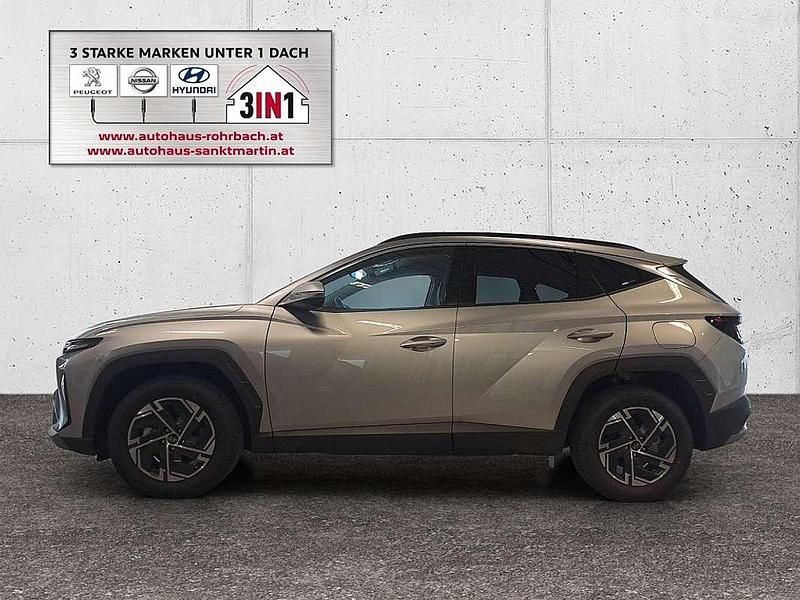 Neu Hyundai Tucson 160 PS (117 kW) 2025 Silber SUV