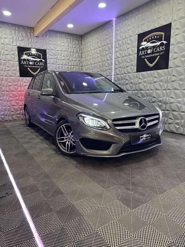 Grau Gebraucht 2018 Mercedes B180 AMG line Van / Kleinbus | € 16.290 (Superpreis) - Bild 1/4