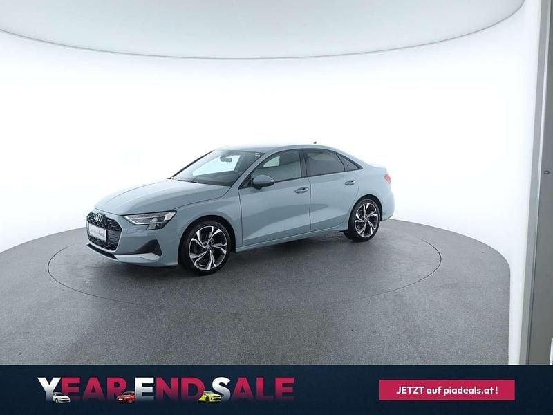 Dunkelgrau metallicperleffekt Gebraucht 2024 Audi A3 Advanced Limousine | € 33.350 (Teuer) - Bild 1/4