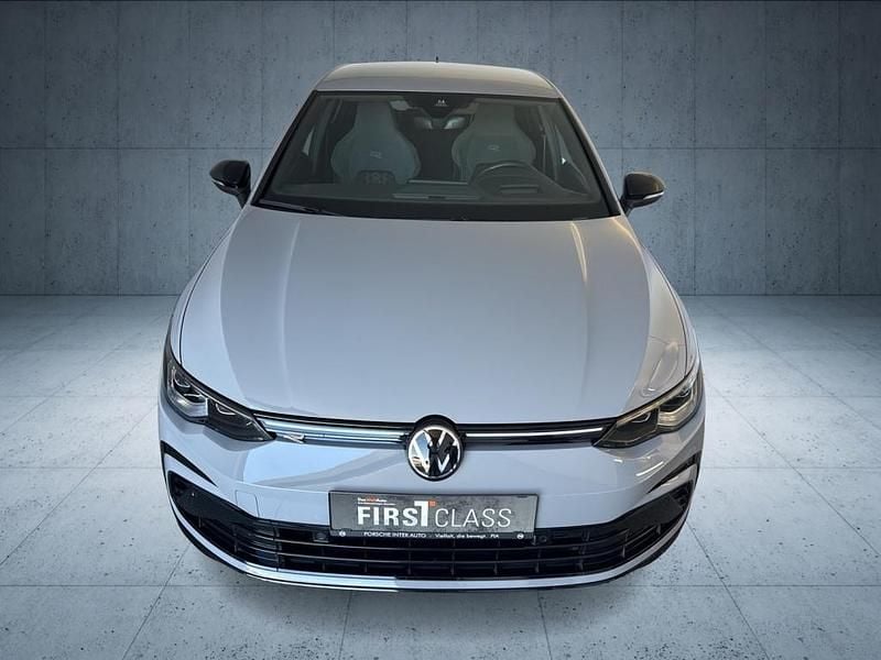Gebraucht VW Golf VIII R-line 131 PS (96 kW) 2024 Grau Limousine