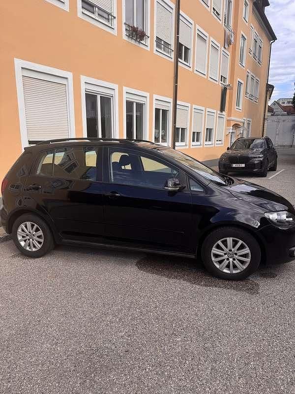 Gebraucht VW Golf VII 105 PS (77 kW) 2012 Limousine