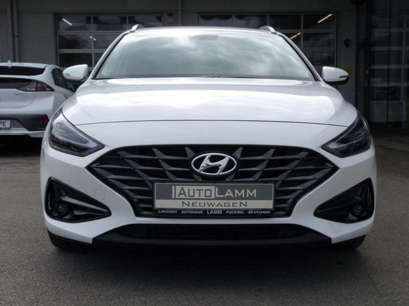 Verkauft Hyundai I30 Cw 1 5 Dpi Trend Gebraucht 15 Km In Pucking