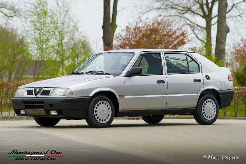 Gebraucht Alfa Romeo 33 Lusso 90 PS (66 kW) 1993 Silber Limousine