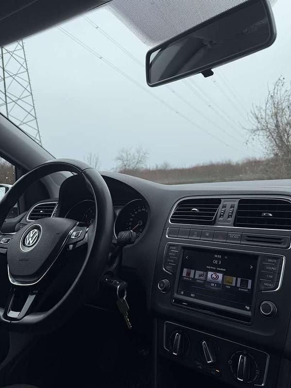 Gebraucht VW Polo Comfortline 60 PS (44 kW) 2017 Limousine