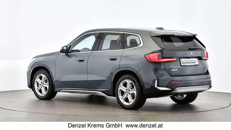 Gebraucht BMW iX1 xLine 150 kW (204 PS) 2024 Grün SUV
