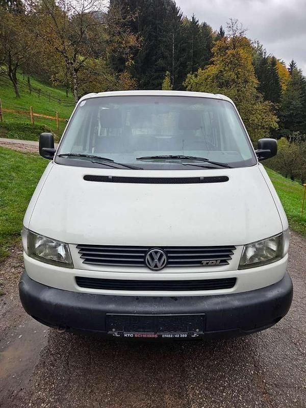 Gebraucht VW Multivan 102 PS (75 kW) 2001 Weiß Van