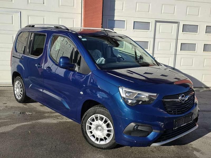 Gebraucht Opel Combo Life Edition 131 PS (96 kW) 2019 Blau Van / Kleinbus